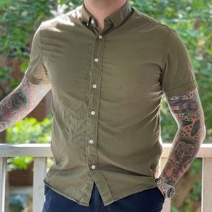 Stitch Note Short Sleeve Button Up